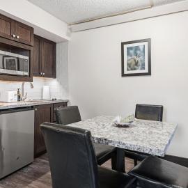 Lift House Lodge, Close to Gondola, Premium Studio Condo