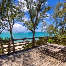 BlueMoon Villa - Authentic, seaside living