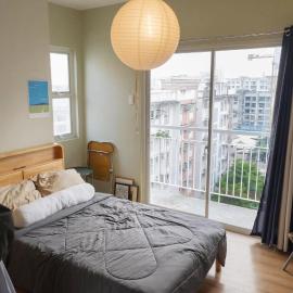 Modern Corner Studio with Balcony