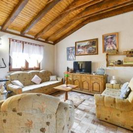Holiday House imun - Three bedroom Holiday house with pool