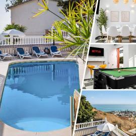 Villa Miramar with Sea View, Pool, BBQ & Billiards