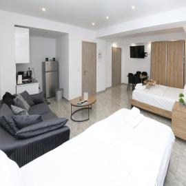 Emily Apartments 3, hotel en Chrysoupolis