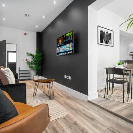 Modern Apartment - Street Parking - Smart TV & Netflix 49AG, Hotel in Sleightholme