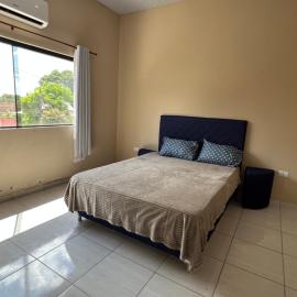 Departamentos a Pasos de la Basílica, hotel din Caacupé