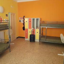 pisa train station hostel, hotel em Pisa