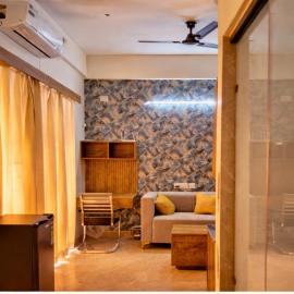 Private Cozy Studio Hourly ,Daily Stays Available