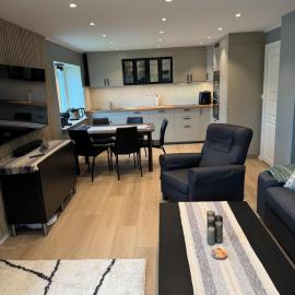 Lovely private home of 90 m2 with 3 bedrooms and 2 bathrooms、レクネスのホテル