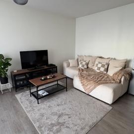 Modern and cozy Stay I Terrace and Parking I 10 min by car Orly airport I Quick access to Paris, hotell i Thiais