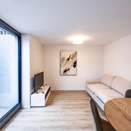 The R Apartment Roggen, new, Parking, washing machine, Hotel in Kestenholz