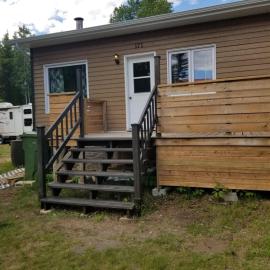 Dolbeau में, होटल Le Caribou - Petit chalet rustique près de la plage