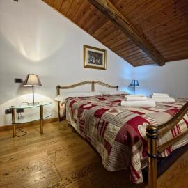 Viesnīca Hotel Chalet d'Oulx pilsētā Oulksa
