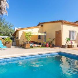 SWIMING-POOL house in dowtown, beach, WIFI, hotel a Empuriabrava