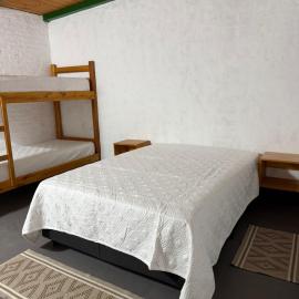 El Cacique Host, Hotel in La Cruz
