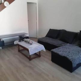 Duplex appartement, ξενοδοχείο σε Étampes