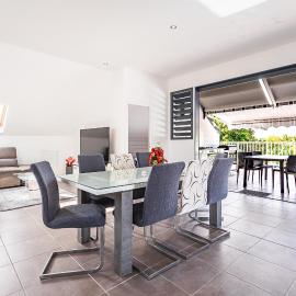 appartement haut standing au grands fonds du moule, 6 pers, très spacieux, hotel v destinaci Le Moule