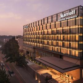 Marriott Executive Apartments Hotel Mall Road Amritsar، فندق في أمريتسار