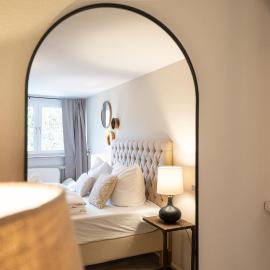 See-Maisonette mit Wellness-Sauna, hotell i Öhningen