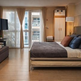 12e Spacious Cozy Suite at The Venice Mall with FREE Parking Washer 3 Pax Only