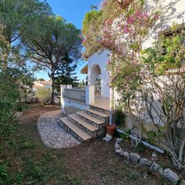 Casa acogedora en L'Escala, a 1500m de la playa, ideal para familias - HISP-236-175, hotel in Torroella de Montgrí