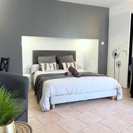 Le Petit Cocon - Lumineux & Confortable, hotel di Cerizay