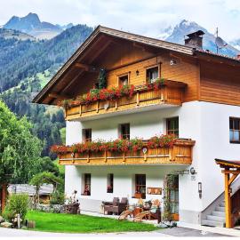 Fewo-Egger-Thalmann, hotel in Virgen