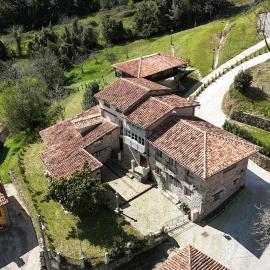 Casería de Valeri Casa El Lagar