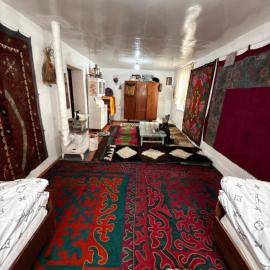 Cheber Guest House, hotel i Kavak