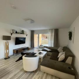 Moderne, stilvolle, ruhig gelegene Souterrain Ferienwohnung