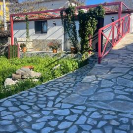 Söğüt Taşlıca Osman Köy Evi, hotel a Taşlıca