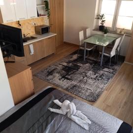 Apartmán Eliška v Karolince, hotel in Karolinka