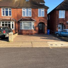 City Centre, En-Suite, 3 Doubles 1 Single, 2 Car Parking