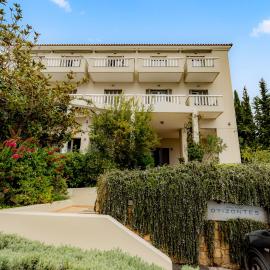 Orizontes View Hotel，卡塔科隆的飯店