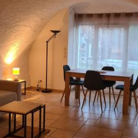 superbe appartement voûté - jusqu'à 6 couchages – hotel w mieście Tallard