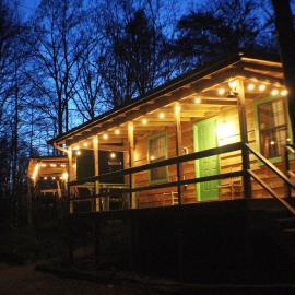 Oh Deer - Studio Wooded Twin Cabin, Hot Tub, TV & Wifi