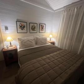 Exclusiva cabaña en el complejo la aventura., hotell i Posadas