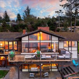 Salish Sea Escape by AvantStay