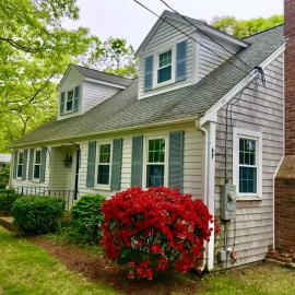 Modern and Spacious Home Close to Beaches and Main Attractions
