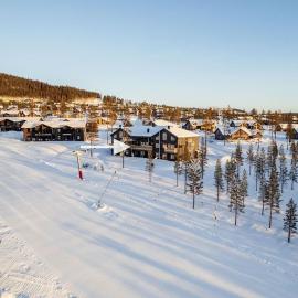 Idre Himmelfjäll - Ski in ski out - Nyproduktion med bastu och öppen spis, hótel í Idre