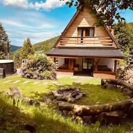 Józka Chata max 15 os sauna jacuzzi – hotel w mieście Porąbka
