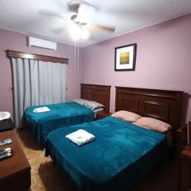Garcia's Suites y Hotel Villegas，Linares的飯店