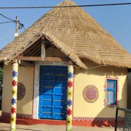 Rann Family home stay, hotel a Dhordo