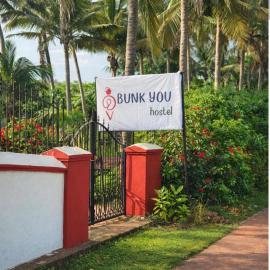 Bunk You Hostel Gokarna - AC Dorms: Gokarna şehrinde bir otel