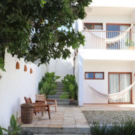 Casa Aia - Hospedagem de Charme na Atalaia
