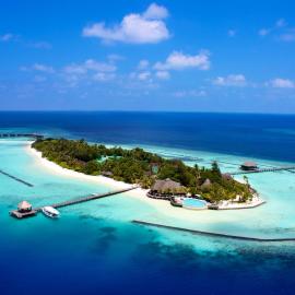 Komandoo Island Resort & Spa, готель у місті Komandoo