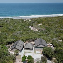 Zavora Venture Cabanas โรงแรมในInharrime