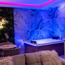 MagicSpa Gold, Hotel in Chilly-Mazarin