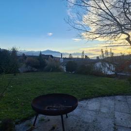 ruhige Zimmer in Privathaushalt, vegetarisch、Kappel am Albisのホテル