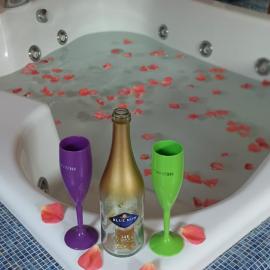 Central Terrace Escape with Jacuzzi