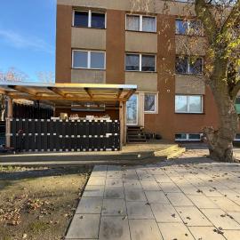 Große Wohnung für 4-6 Personen bei Neubrandenburg、Cölpinのホテル