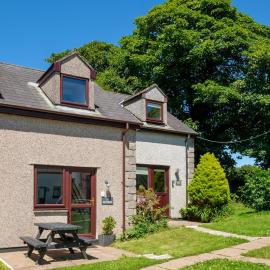 Cosy holiday home, hotel a Gulval